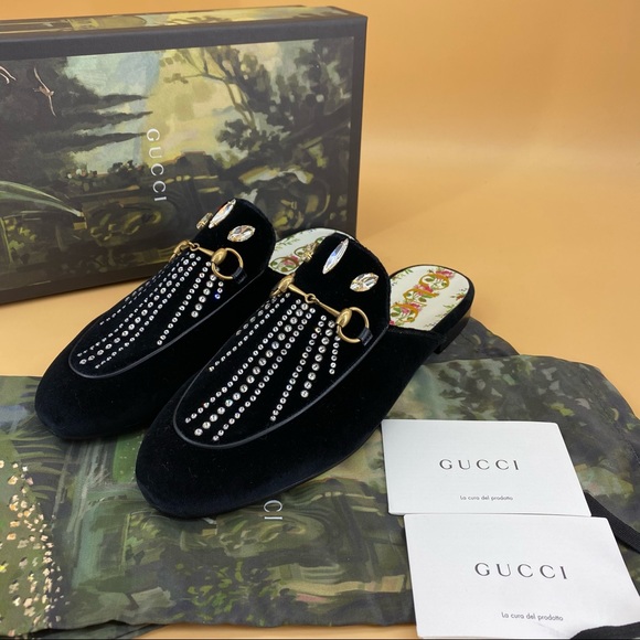 Gucci Shoes - ✈️sold✈️Brand new GUCCI  velvet crystal loafer